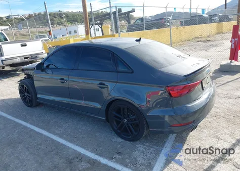 2019 Audi A3 40 Premium/40 Titanium Premium z USA, uszkodzony, nr VIN WAUAUGFF9KA120337
